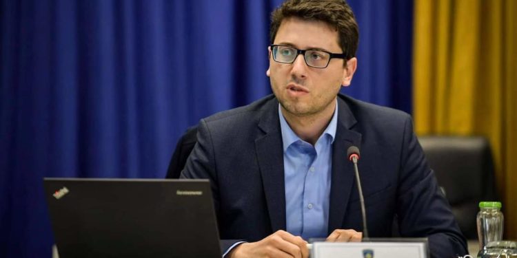 Si do të ndahet subvencioni prej 100 €, ministri sqaron gjithçka 👇🏻