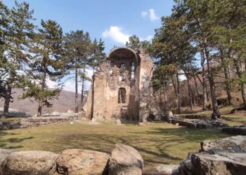 Më në fund fillon restaurimi i Kishës së ‘ Shën Pjetrit’ në Trepçë