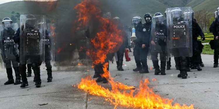Policia e Kosovës dhe EULEX-i mbajtën një ushtrim fushor të përbashkët në kampin “Vrella”