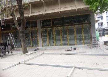 Inspekcioni liron hapësirën e uzurpuar nga një lokal afarist në rrugën “Afrim Zhitia”