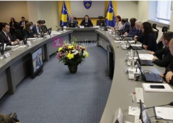 Qeveria miraton pagën minimale, 250 euro neto