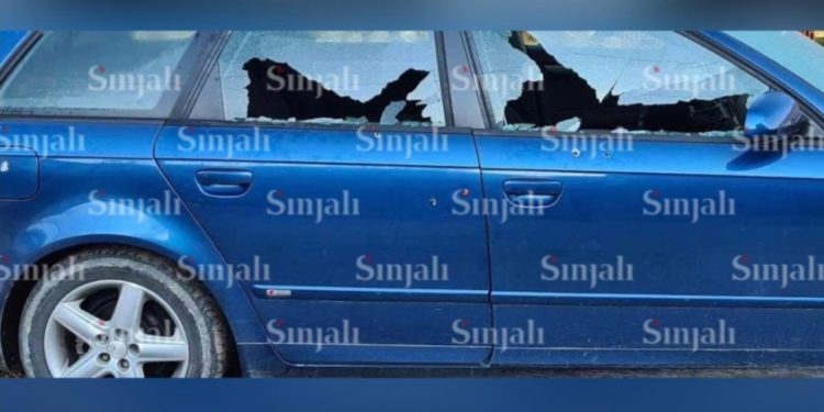 Sulmohet me armë zjarri vetura e zyrtarit policor në veri të Kosovës