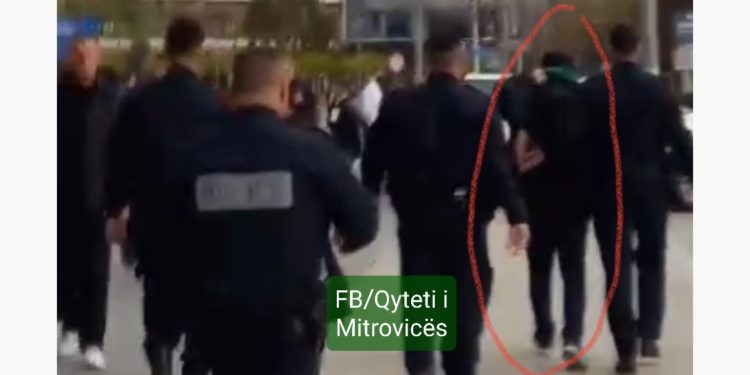 Një tifoz i Torcidës u arrestua nga Policia e Kosovës në Mitrovicë.