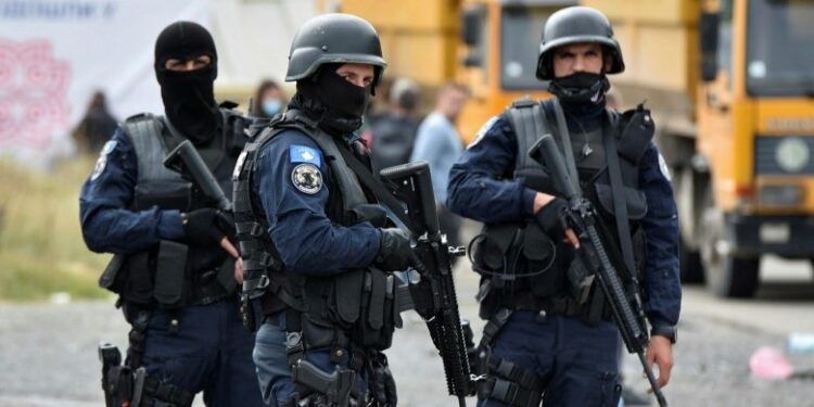 Sulmohet Policia e Kosovës në veri me granatë dore e kallashnikov