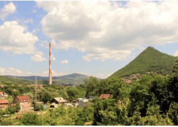 Dëgjohen të shtëna me armë zjarri gjatë aksionit të policisë dhe doganës në Zveçan