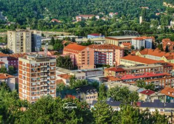 Vriten babë e bir në veri të Mitrovicës pas një konflikti familjar