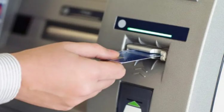 “Nardi Krasniqi nga banka TEB”, një person dyshohet se po i vjedh të dhënat dhe po zbraz llogaritë e kosovarëve