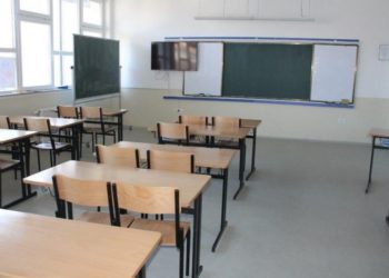 Për nder të Ditës së Çlirimit, të hënën pushim për nxënësit