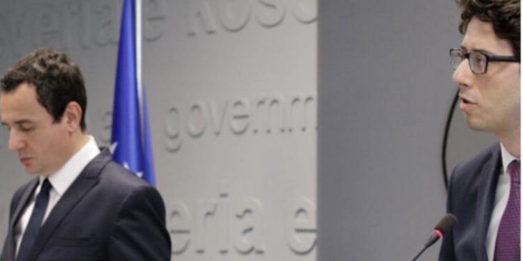 Qeveria: Nuk do ta ulim akcizën dhe TVSh-në e naftës