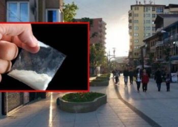 E rëndë: 18-vjeçarja nga Vushtrria përfundon në QKUK si pasojë e mbidozës, një person e futi në furgon dhe e drogoi