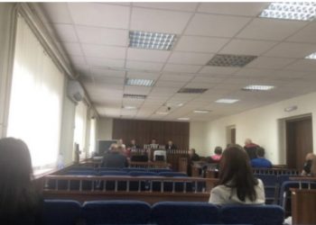 “Kam me ta nxjerr shpirtin…”, i dëmtuari thotë se shoku dhe një tjetër e rrëmbyen dhe e keqtrajtuan në një motel në Stanovc