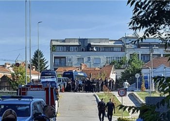 Policia e “blindon” Kuvendin dhe Qeverinë para protestës së veteranëve