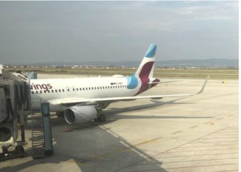 Pas aeroportit, dyshohet të ketë bomba edhe nëpër aeroplanë