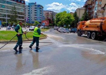 Punëtorëve të UNITET-it nuk ju pagua Trusti gati për një dekadë, 200 mijë euro borxhe ndaj tyre