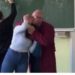 Pamje skandaloze se si profesori kosovar ngacmon seksualisht 13 vjeçaren në shkollë