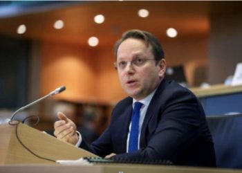 Varhleyi: Kosovës jemi të gatshëm t’i ndihmojmë me udhërrëfyes për vizat