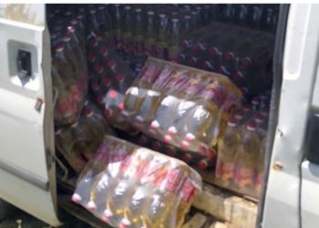 Parandalohet kontrabanda, kapen 900 litra vaj ushqimor në veri të Mitrovicës