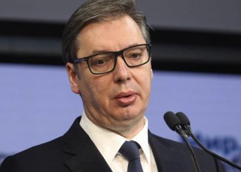 Vuçiq pas vendimeve të Qeverisë së Kosovës për targat dhe dokumentet: E kanë mbështetjen e fuqive perëndimore