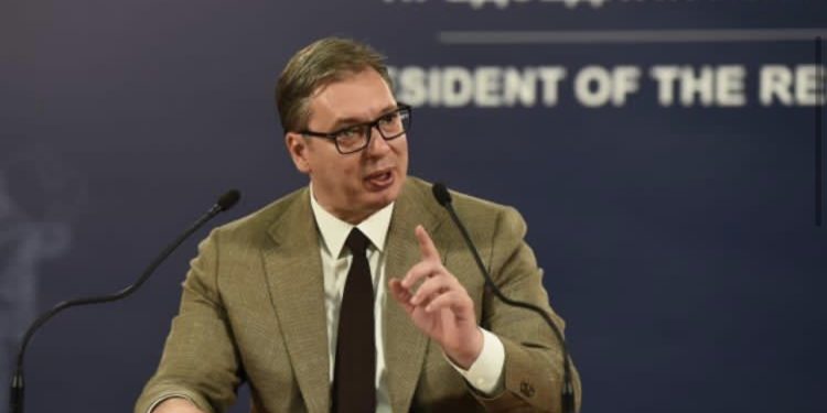 Vuçiq pas vendimit për targat: Po planifikojnë sulm të përgjithshëm në veri të Kosovës, qëllim i tyre është ‘’Oluja’’ e re