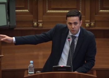 Abdixhiku: Kurti s’e njeh më realitetin, është dehur nga jeta prej pushtetari