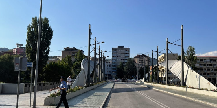 LAJMI I FUNDIT: Lëshohet alarmi  në veri të Mitrovicë (VIDEO)