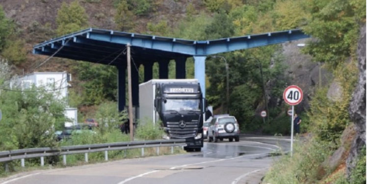 Mbyllen vendkalimet kufitare Bernjak dhe Jarinje
