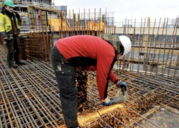 Një kompani kosovare merr 20 punëtorë nga Pakistani