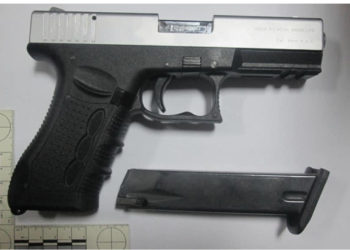 Festuan me armë në ahengjet e tyre, Policia arreston dy persona në Mitrovicë