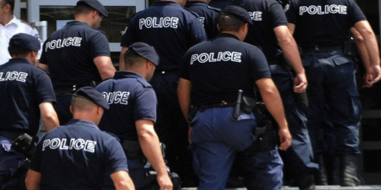 Gjendja alarmante: Policia merr vendim që të kthehen të gjithë policët nga pushimi, për 1 orë duhet të dalin të gjithë në punë