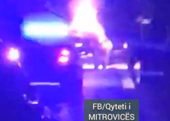 E Fundit , Digjet një veturë në rrugën Mitrovicë – Skenderaj