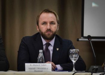 Tahiri e quan të paaftë ministrin Murati: Alternativë tjetër veç shkarkimit nuk ka