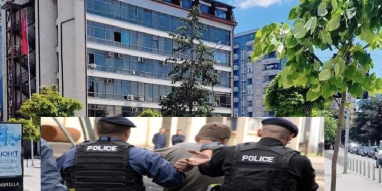 Ky është mitrovicasi që u paraqit se ka kontakt me zyrtarë të AKI-së dhe ia kërkoi një personit 2 mijë euro