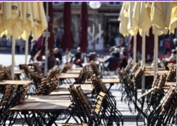 Qeveria vendos një rregull në gastronomi: Nuk mund t’ia ndaloni klientëve ujin e pijshëm