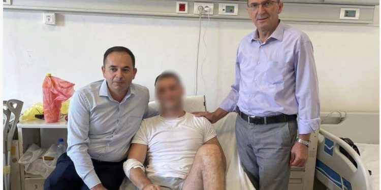 PAMJE NGA SPITALI: Kjo është gjendja e dy policëve të plagosur në Skenderaj