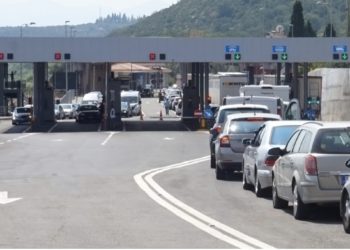 Njoftim me rëndësi për kosovarët nën 18 vjeç që ia mësyjnë Malit të Zi