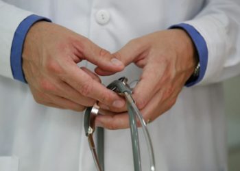 Komuna e Mitrovicës publikon listën e kandidatëve të cilët i plotsojnë kriteret e konkursit për : Doktor të Mjekësisë, Stomatologjisë,Pedodoncisë, Infermierisë, Mamive dhe zyrtatëve të teknologjisë Ushqimore