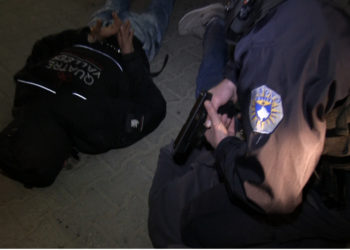 Policia gjen drogë në shtëpinë e të dyshuarit për rrëmbimin e 18-vjeçares, i njëjti dyshohet se e kishte dhunuar në muajin mars