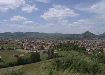 “Ki me ma pa sherrin”/ Mitrovicasi kërcënon një person që aplikoi në AKP për një objekt