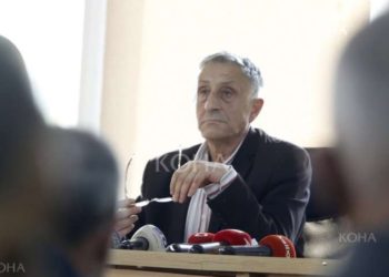 Jasharaj thërret konferencë të jashtëzakonshme: Greva s’ndalet, do ta padisim shtetin