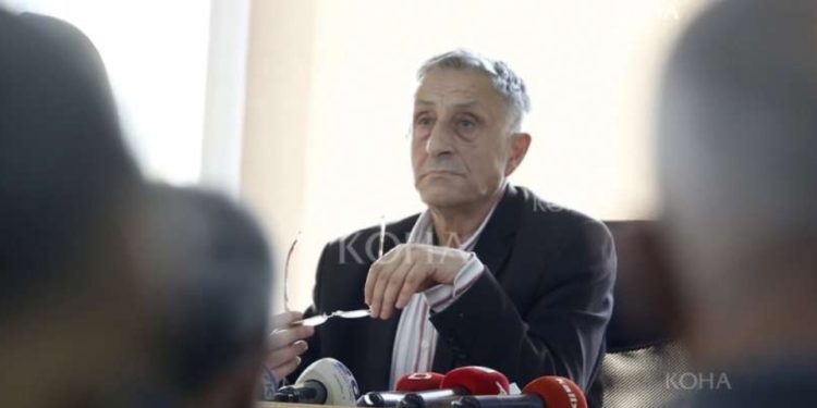 Jasharaj thërret konferencë të jashtëzakonshme: Greva s’ndalet, do ta padisim shtetin