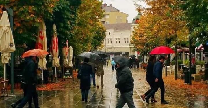Java fillon me shi, paralajmërohen edhe vërshime në këto zona