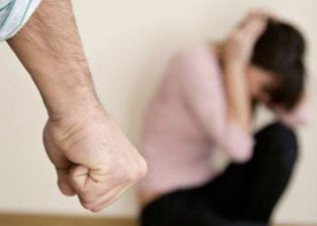 Dhuna ndaj grave: 38-vjeçarja nga Kçiqi i Mitrovicës rrëfen në Polici dhunën që po përjeton nga burri për shumë kohë