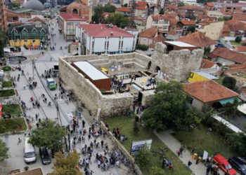 20 vjeçari ngacmohet seksualisht nga një mashkull tjetër në një kafene në Vushtrri