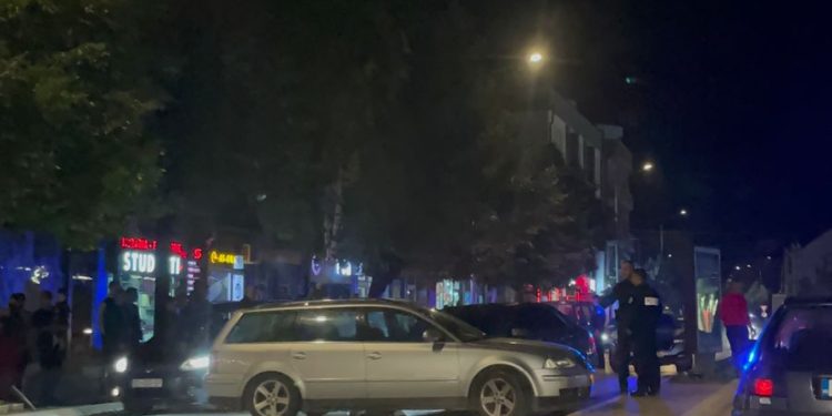 Aksident në qendër të qytetit të Mitrovicës 🚘