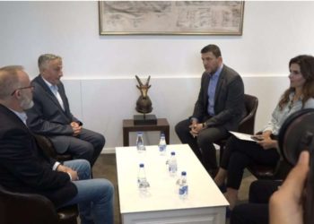 Pas Abdixhikut, Jasharaj takohet me Krasniqin