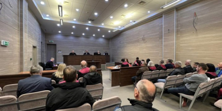 18 policë të veriut deklarohen të pafajshëm për korrupsion e kontrabandë me mallra