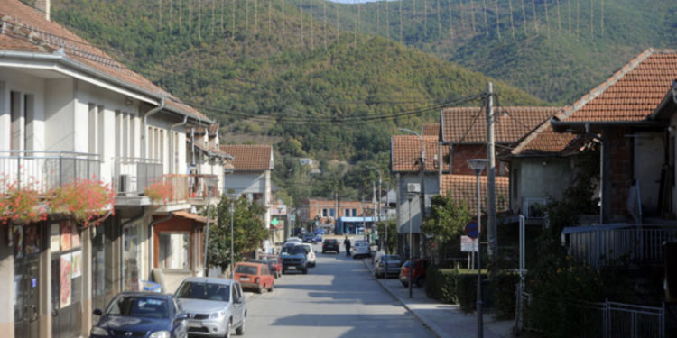 Një person vret veten me pushkë gjuetie në Zubin Potok