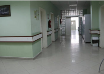 E rëndë: 31-vjeçarja në Mitrovicë tenton t’i japë fund jetës së saj duke konsumuar barna