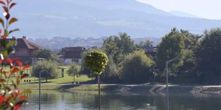 Ky është parashikimi i motit për sot, temperaturat deri në 20 gradë