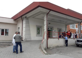 Tentim vrasje në Mitrovicë, një person përfundon në spita